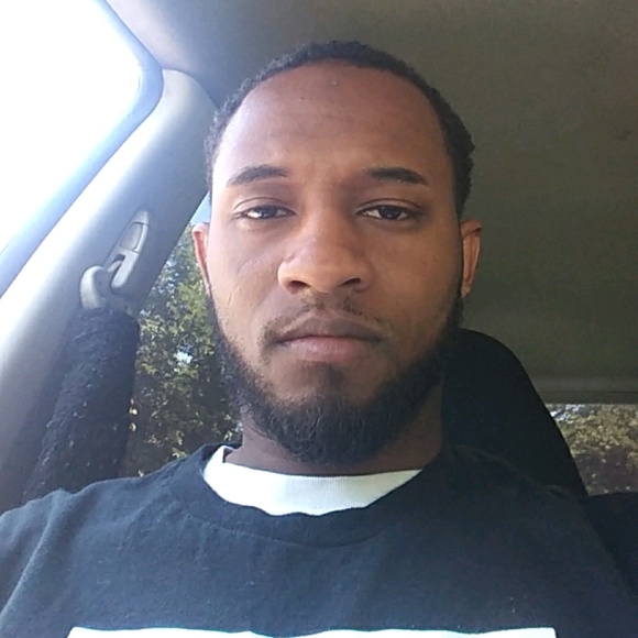 Meet your Posher, Nathaniel hakeem - Picture 1 of 1